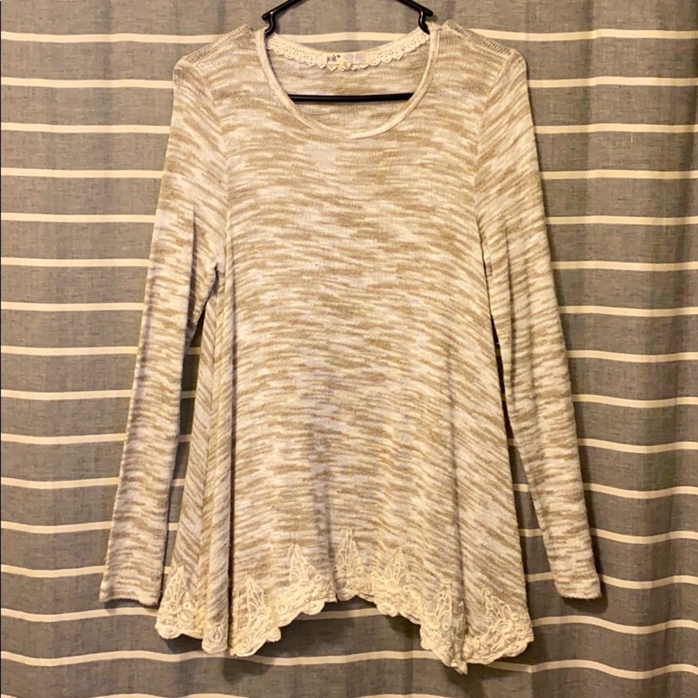 Beige and cream tunic with lace